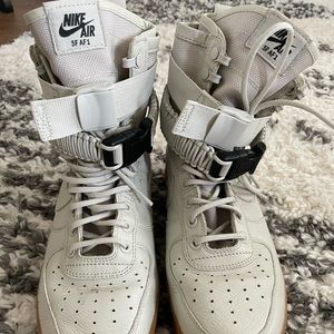 Nike SF-AF1 Sneakers